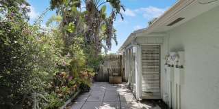 1329 Chippewa Street Gallery 36