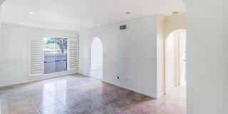 Modern Elegance Meets Calabasas Comfort Gallery 8