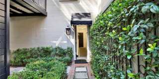 224 E Jones Lane Gallery 2