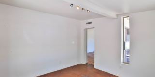 3 Bedroom + den with pool Gallery 14