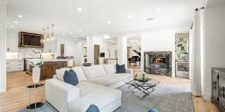 304 N Royal Ascot Drive Gallery 29