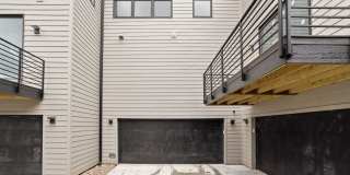 322 North Summit Street Gallery 21