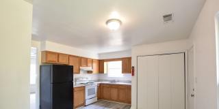 3BR/1.5BA Home – Great Norfolk Location! Gallery 6
