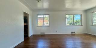 2 Bedroom, 1 Bathroom Duplex in Denver! Available August!! Gallery 13