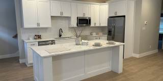 *August 2027* - Brand New Build 3 Bed, 3 Bath Brick Townhome! Amazing Location! Gallery 11