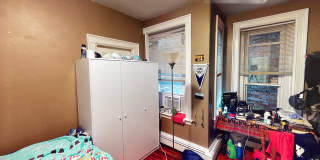4beds 1.5bath in Somerville is available in 9/1 Gallery 11