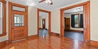 4 bedroom 2 bathroom unit that is fully renovated. Gallery 1
