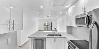 7668 SW 152nd Ave Gallery 1