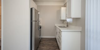 Monterey Townhouse Gallery 46