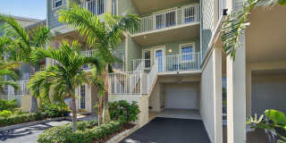 2 Bedroom 1.5 Bath Townhome Gallery 9