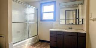 Three bedroom one bathroom home for rent Gallery 9