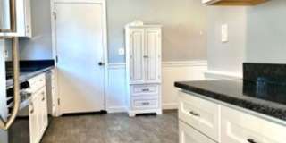 AVAILABLE SEPTEMBER 1ST - Beautiful, Spacious and Renovated Brighton/Oak Square 3 Bed Duplex.  NO BROKER FEE!!! Gallery 17