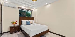 Kahala Zen: Spacious Modern Oasis w/ Studio, Garden & Lush Garden Gallery 43