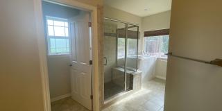 5 bedroom home with attached 3 car garage in Winchester Gallery 16