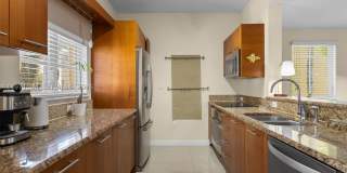 18413 NE 27th Ct Gallery 13