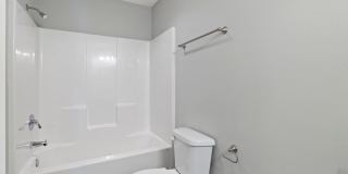 Republic Duplex for rent- with fence! Gallery 5