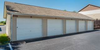 Warner West Apartments Gallery 28