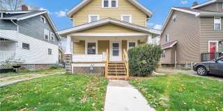 Three Bedroom One Bath House in Lorain Gallery 1