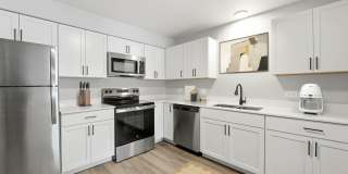 Avery at Arlington Lakes Gallery 11