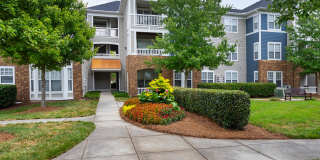 The Reserve at Meadowmont Apartments and Townhomes Gallery 36