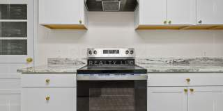 Beautifully Renovated 3-Bedroom Home with Garage & Spacious Yard in Mobile Gallery 29