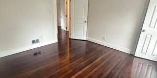 160 Ivy Street Gallery 2