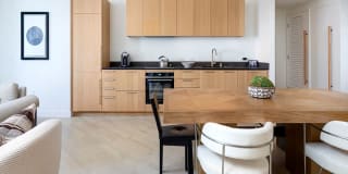 Columbia Square Living Gallery 26