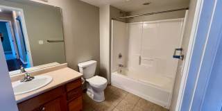 Condo for Rent in New Castle Gallery 13