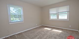 Nicely Updated Duplex Gallery 9