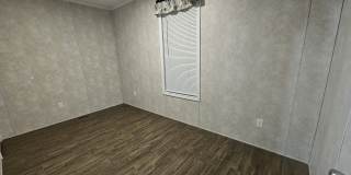 855 W Jefferson Gallery 8