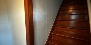 371-373 Oakland Street Gallery 3