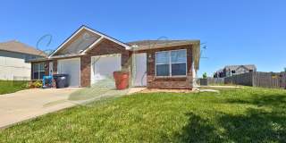 HOME IN GRAIN VALLEY Gallery 1