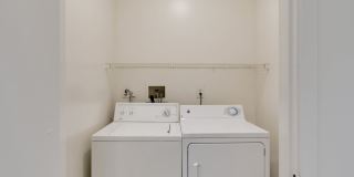 4007-4011 Aspen St Gallery 5