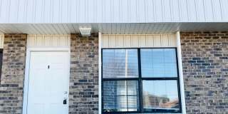2 Bedroom 1.5 bathroom Townhome Gallery 1