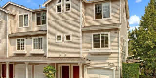 Bellevue Townhouse!!! Gallery 1