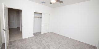 8437 W Medlock Drive Gallery 20