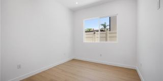 10053 Amestoy Avenue Gallery 4