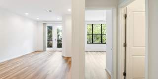 1BR, 1Ba Condo in Walker Square 1BR, 1Ba Condo in Walker Square Gallery 6