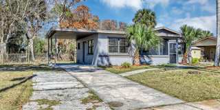Stylishly Updated 3BR Home with Screened Patio  Fenced Yard in Cocoa! Gallery 1