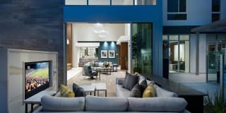 Kinley West LA Gallery 17