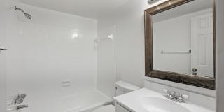 Inviting 1 BR/1 BA Apartment in Montgomery Village! Gallery 13