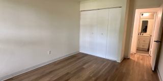 University Park Gallery 386