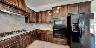 496 Oak Hills Lane Gallery 2