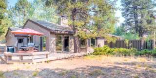3 Bedroom 2 Bath Fully Furnished - Sunriver Oregon Gallery 4
