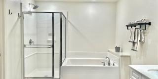 3 Bdrm, 2.5 Ba Townhouse w/2 Car Attached Garage Available For Rent Gallery 6