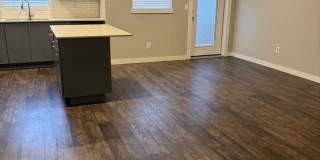 1/2 off first month! 3 bedroom, 2.5 bathroom, 1 car garage Gallery 8