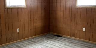 Charming 3 bedroom 1 bath Gallery 9