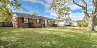 1813 Broadmoor Drive Gallery 1