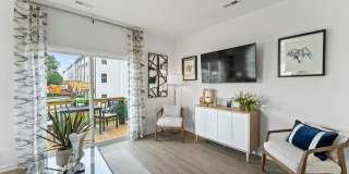 413 N Fisher Street Gallery 6