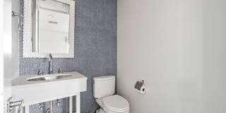 1745 S Barrington Ave Gallery 8